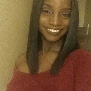 Meet your Posher, Destini